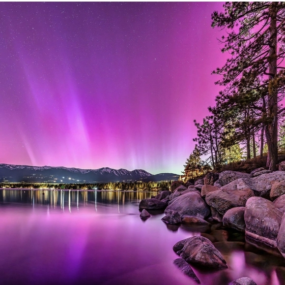 Once in a lifetime Northern lights in Nor Cal. 5/2024 - Picture 5 of 5